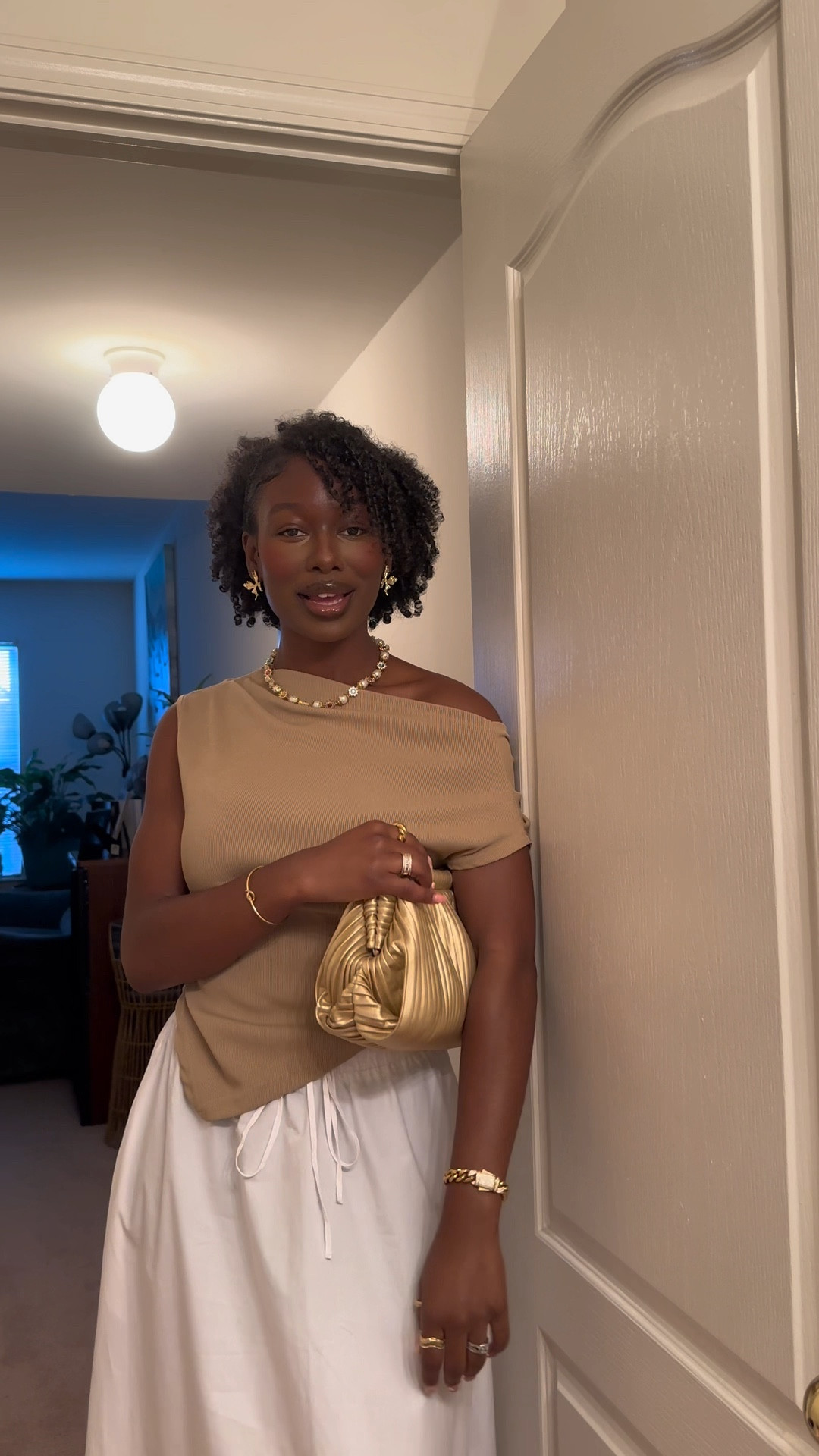 Sunday OOTD 🤍✨

#LTKItBag #LTKStyleTip #LTKVideo