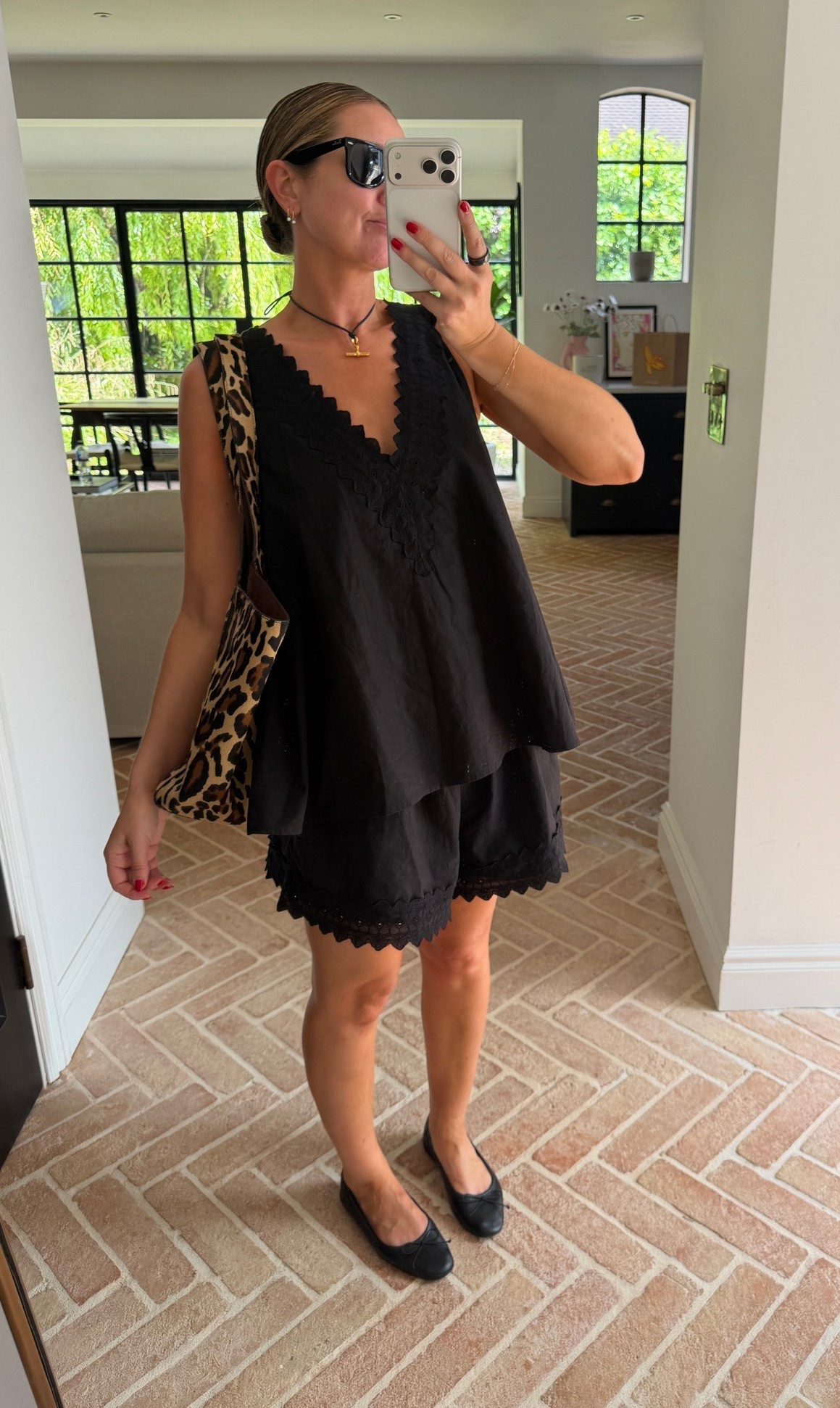 Simple black co-ord | Leopard print bag | black ballet pumps @DISSH

#LTKeurope #LTKtravel #LTKsummer