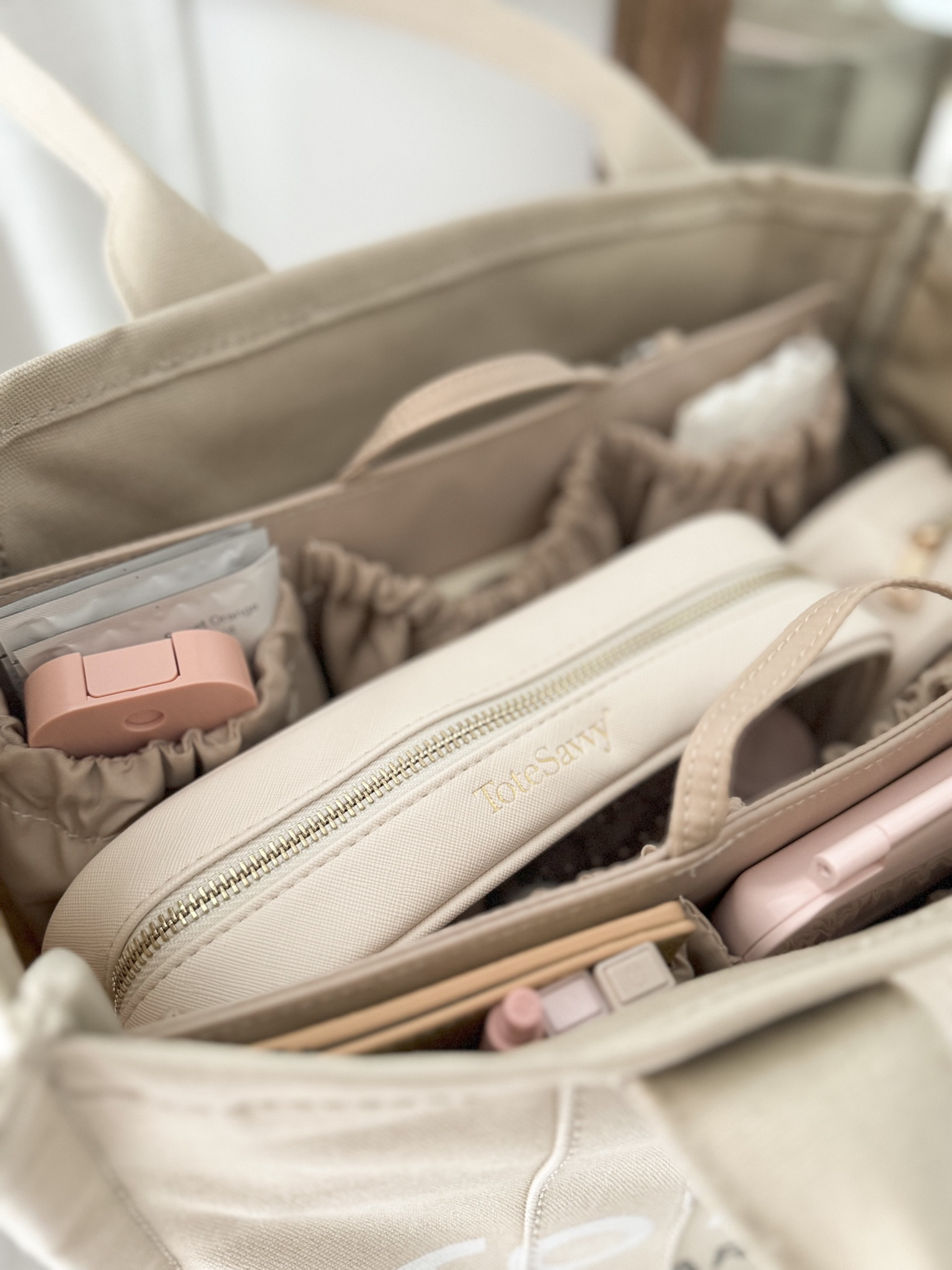 Over the past few months, I’ve shared some of my favorite travel bag essentials and my beauty finds, too! I’m rounding everything up in my newest blog post to make it easy to find those viral favorites. 

I’ll have everything linked in different categories to make it easy to find and shop. You can also comment and I’ll personally DM you with the link to my blog post 💗

#aclassyfashionista #travelessentials #clearpouch #clearpouches #asmrsounds #asmrvids #asmrsatisfying #asmrsatisfyingsounds #amazonfinds #amazonfinds2024 #vanillagirl #vanillaaesthetic

#LTKSummerSales #LTKTravel #LTKItBag