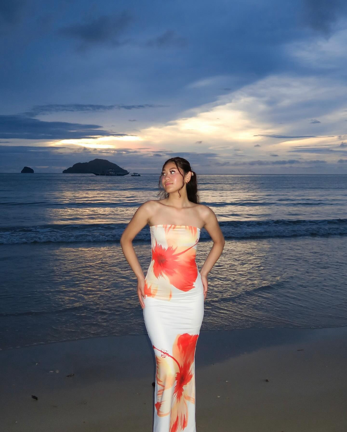 paradise 🌺💖

·

·

#pinterestaesthetic #pinterestinspired #pinterestfashion #beachaesthetic #outfitinspiration #ootd

#LTKFindsUnder100 #LTKStyleTip #LTKSeasonal