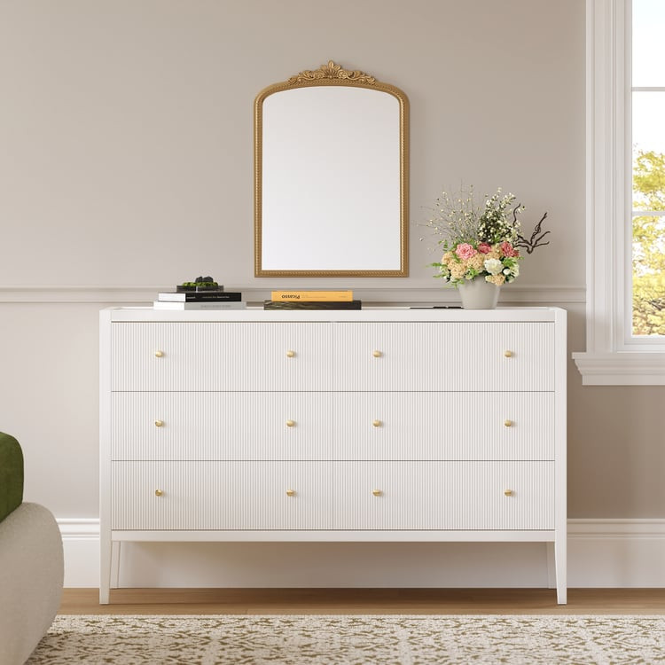 Stria 47" Fluted White 6-Drawer Dresser with Charging Station | Homary