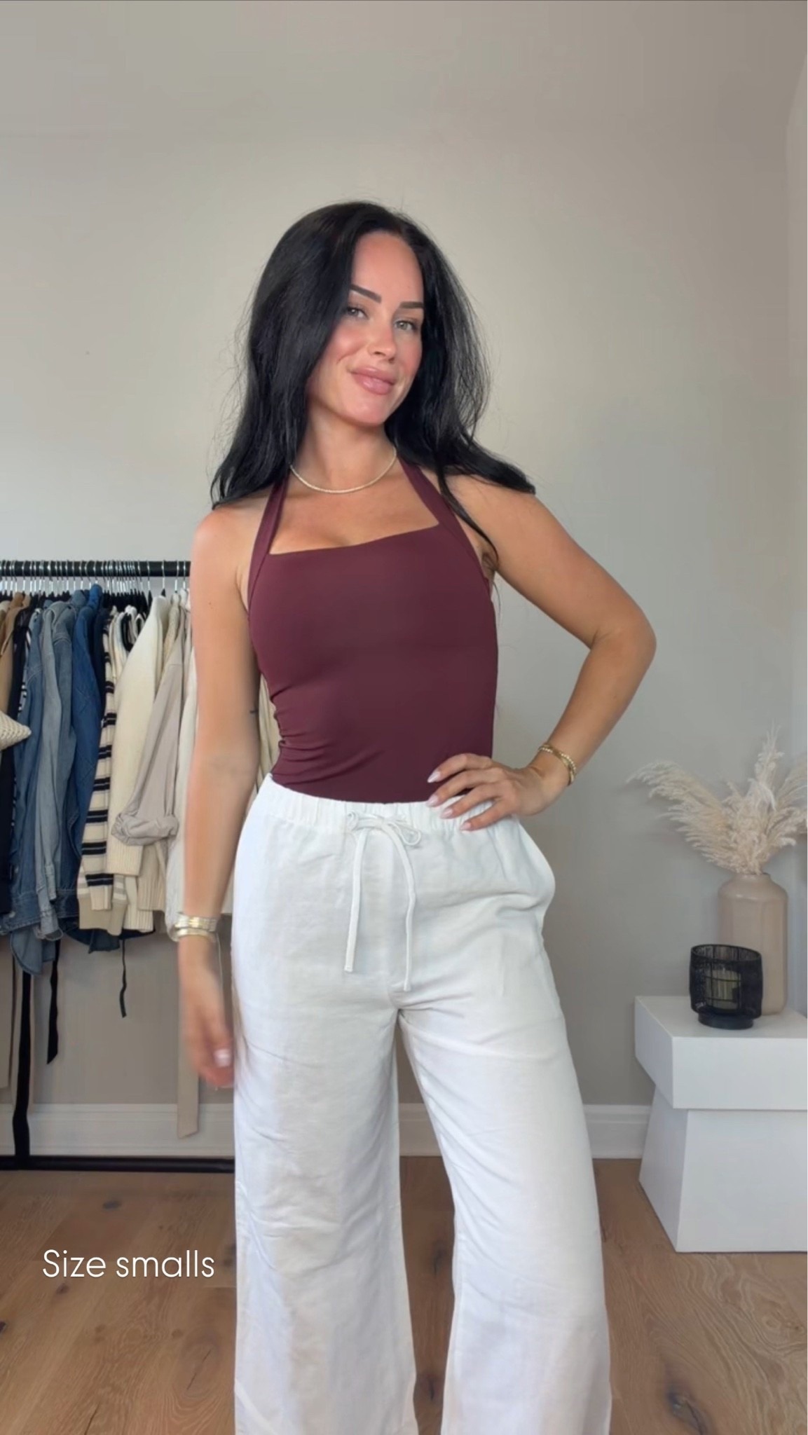 Summer must haves from Aritzia 😍

My sizing 5’7, 145lbs, 32dd 

Aritzia, Aritzia Clientele Sale, Aritzia Summer, Linen Set, Linen Outfit, Matching Set, Coastal Chic, Vacation Outfit, European Summer, Resort Wear, Summer Fashion, Straw Hat, Bandana Styling, Summer Accessories, Neutral Outfit, Elevated Basics, Warm Weather Outfit, Summer Staples, Clean Girl Style, Travel Outfit @Aritzia