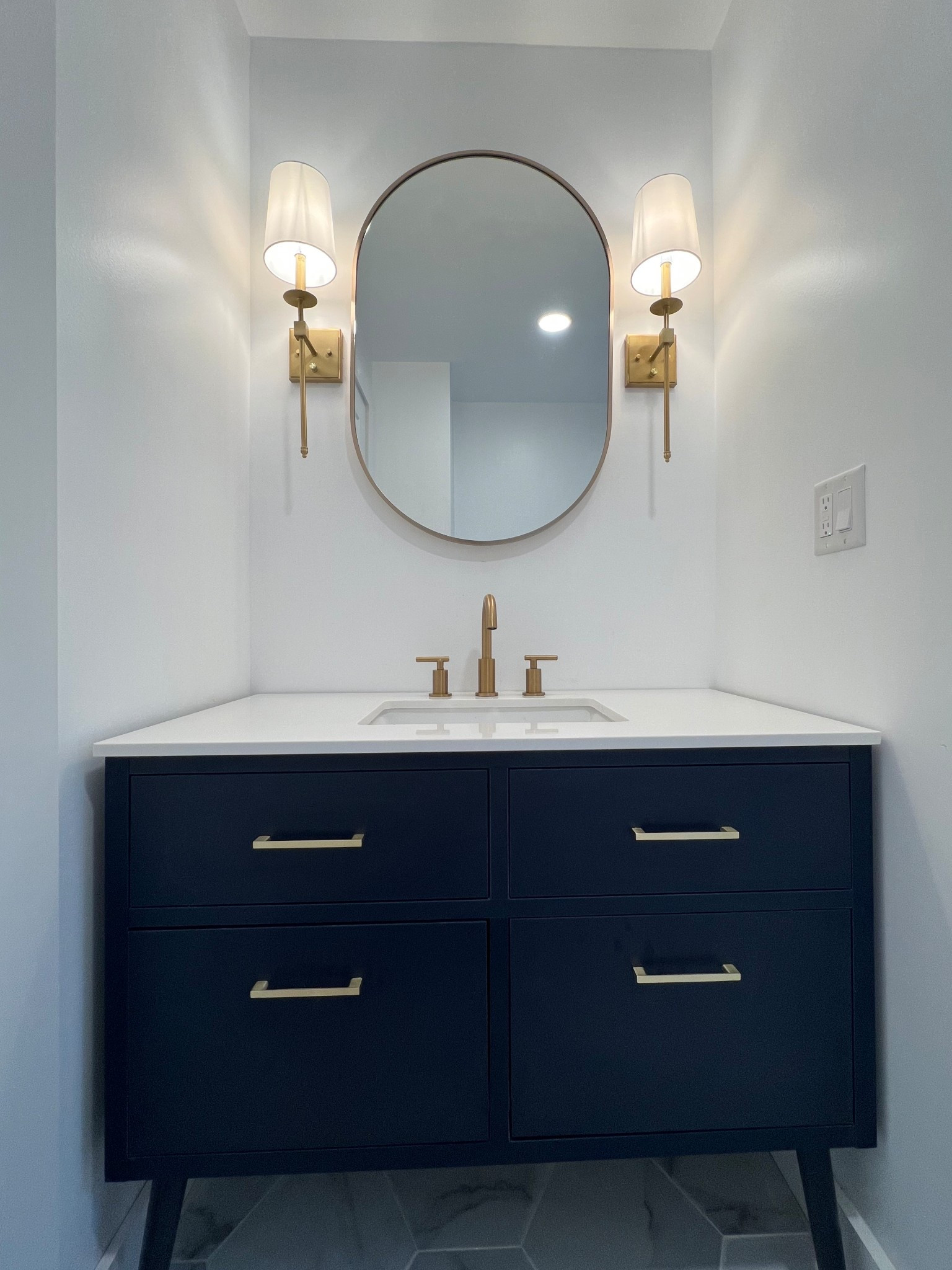 Dream vanity

#LTKHome #LTKU #LTKSaleAlert