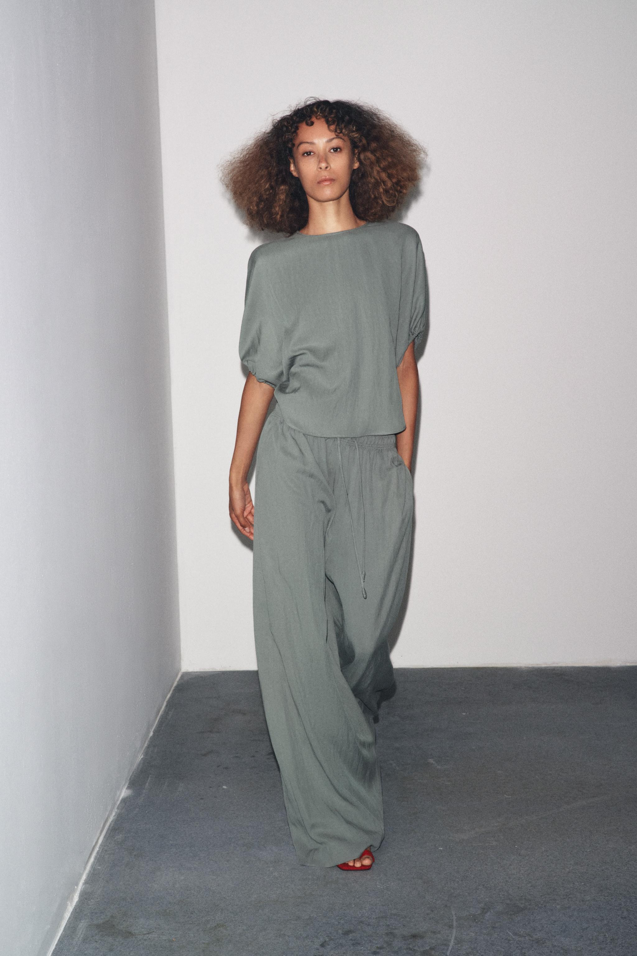 ZW COLLECTION PUFF SLEEVE BLOUSE | Zara US