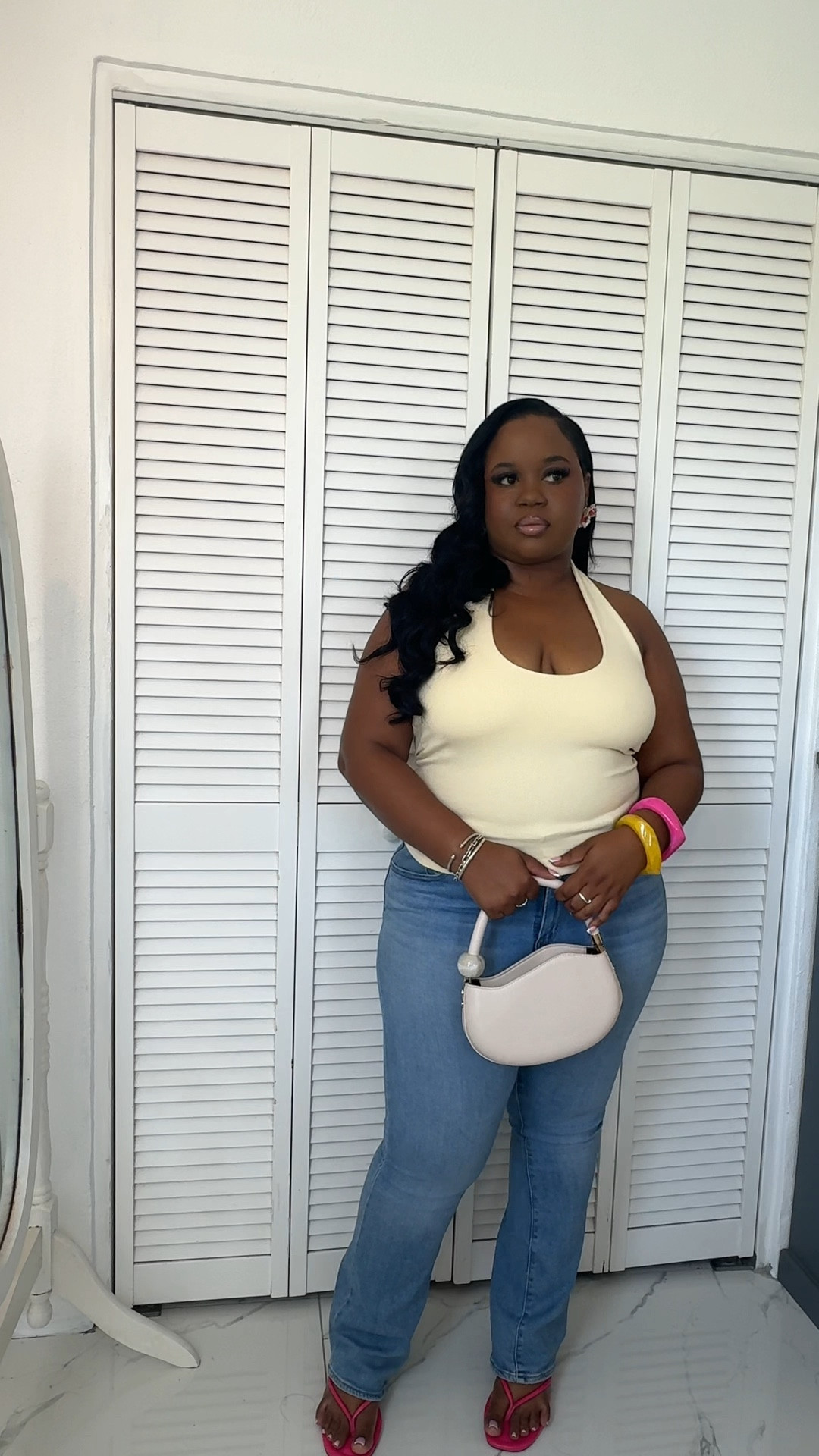 Outfit of the day for Sunday Brunch! 
Top: Zara
Jeans: Levi’s
Bag: Melie Bianco /Marshalls
Shoes: Fashion Nova 
Earrings: Shein
Bangles: Amazon
Bracelet stack: David Yurman
Fragrance: Dior + Jo Malone 

#outfitoftheday 