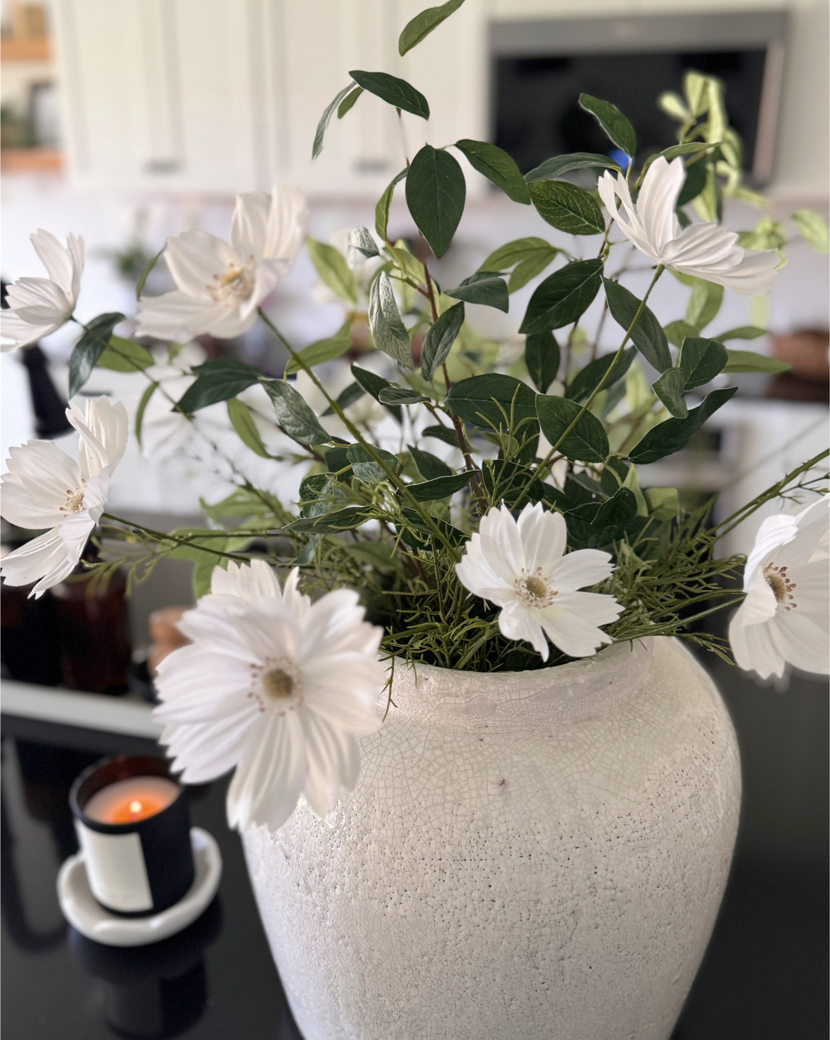 My favorite Magnolia vase is on sale + I linked some beautiful faux florals too! 🌿

Shop this view

Kitchen island, magnolia home, spring florals, vase, kitchen style, island pendants  

#LTKSeasonal #LTKHome #LTKSaleAlert