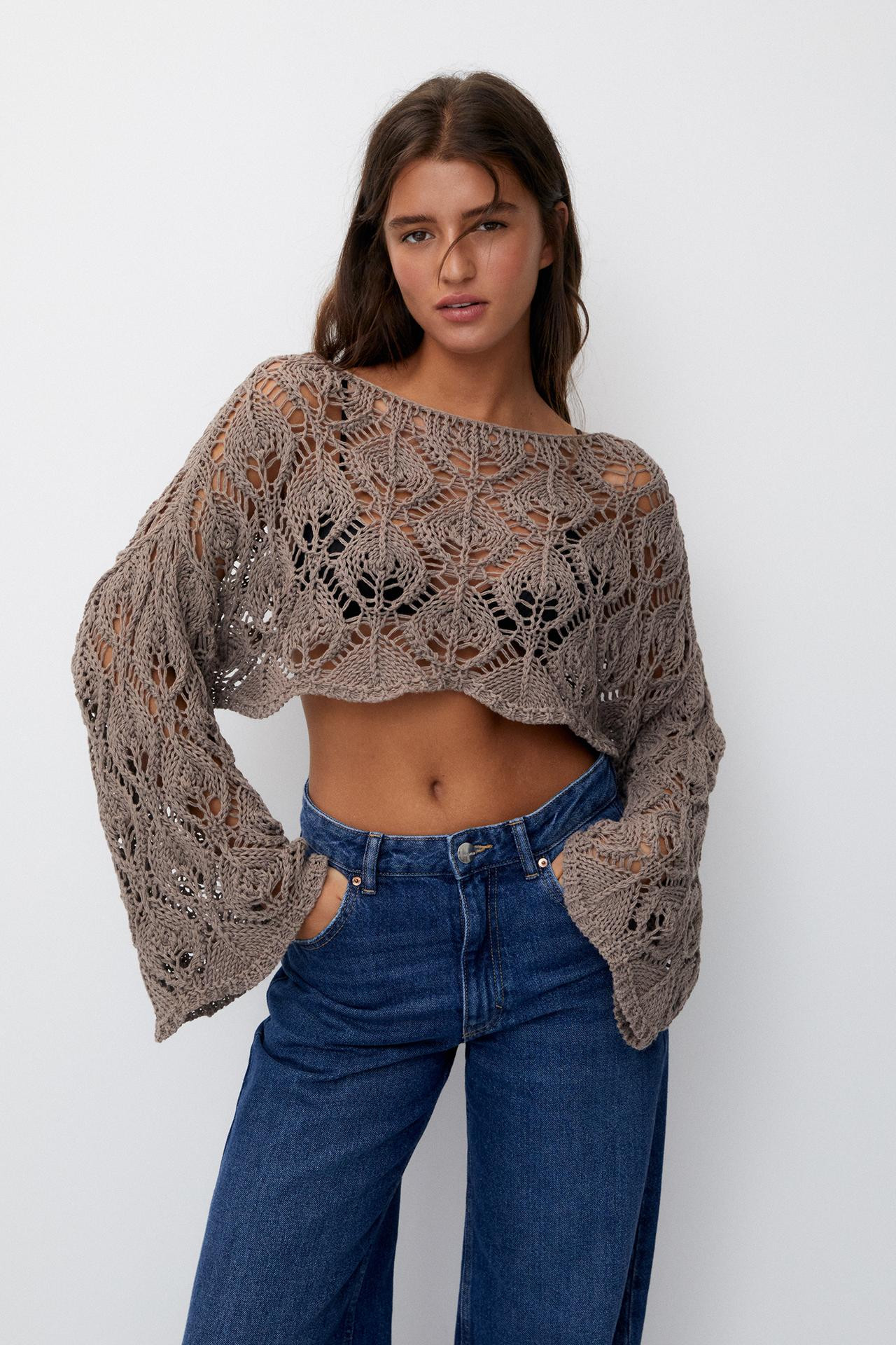 Cropped-Strickpullover mit Wellen und lockerem Strickmuster | PULL and BEAR DE
