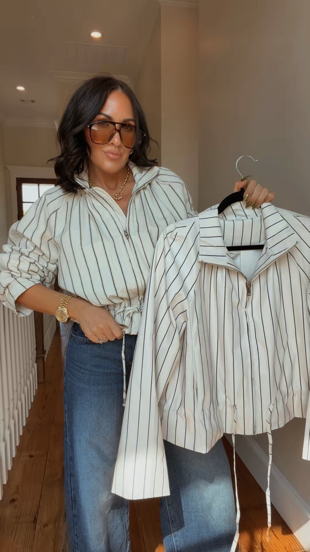 Free people vs Amazon. Trust me….you’re gonna want to splurge on this one. 

In an xs in the free people version. 

Small in the Amazon.
