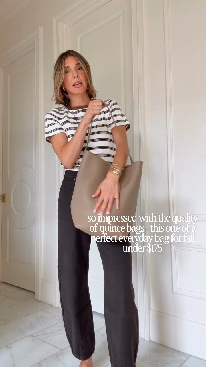 Got barrel jeans in from @Target under $45 love the chocolate brown color they fit so well I'm wearing size 2/25 and I'm 57 for reference wearing size small and love this quince bucket tote.

#LTKootd