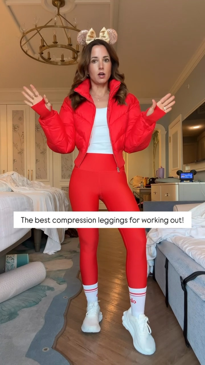 My Disney outfit of the day. My favorite Alo leggings in XXS. Alo puffer jacket in XXS. Also sneakers are TTS. Amazon tank top in XS. Winter activewear. Winter Athleisure. #LTKfitnessgoals


#LTKActive #LTKTravel #LTKSeasonal