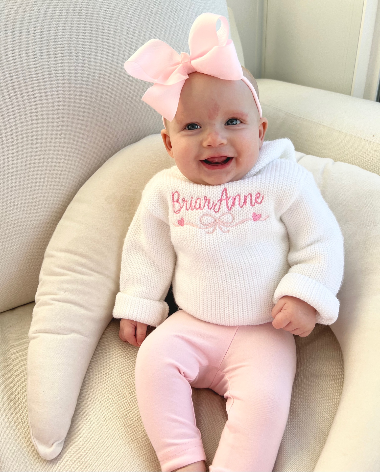 These are my fav wee one bow dupe! #girlmom #babygirl #4monthsold 

#LTKbaby #LTKkids #LTKbump