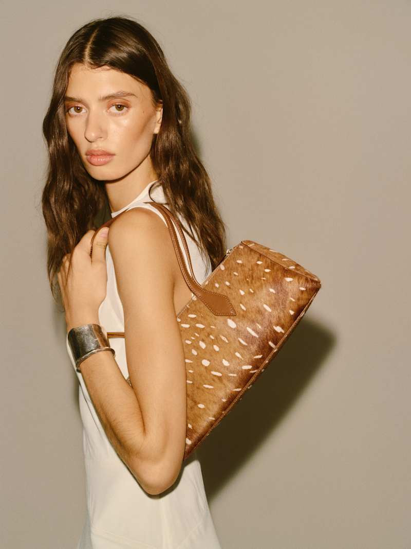 Reformation Sofia East West Shoulder Bag Black Leather | Reformation (Global)