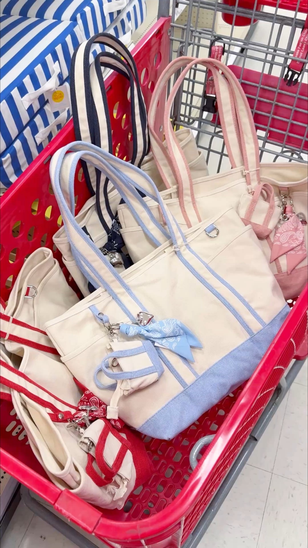 Target tote bags, target bag charm, target bag charms, target canvas tote, boat and tote, ll bean tote, target must haves, target style, target favorites, target finds

How cute are these new canvas tote bags with the matching mini tote and bandana charms!?😍 and the perfect place to clip them onto! 

#LTKFindsUnder100 #LTKSwim #LTKFindsUnder50