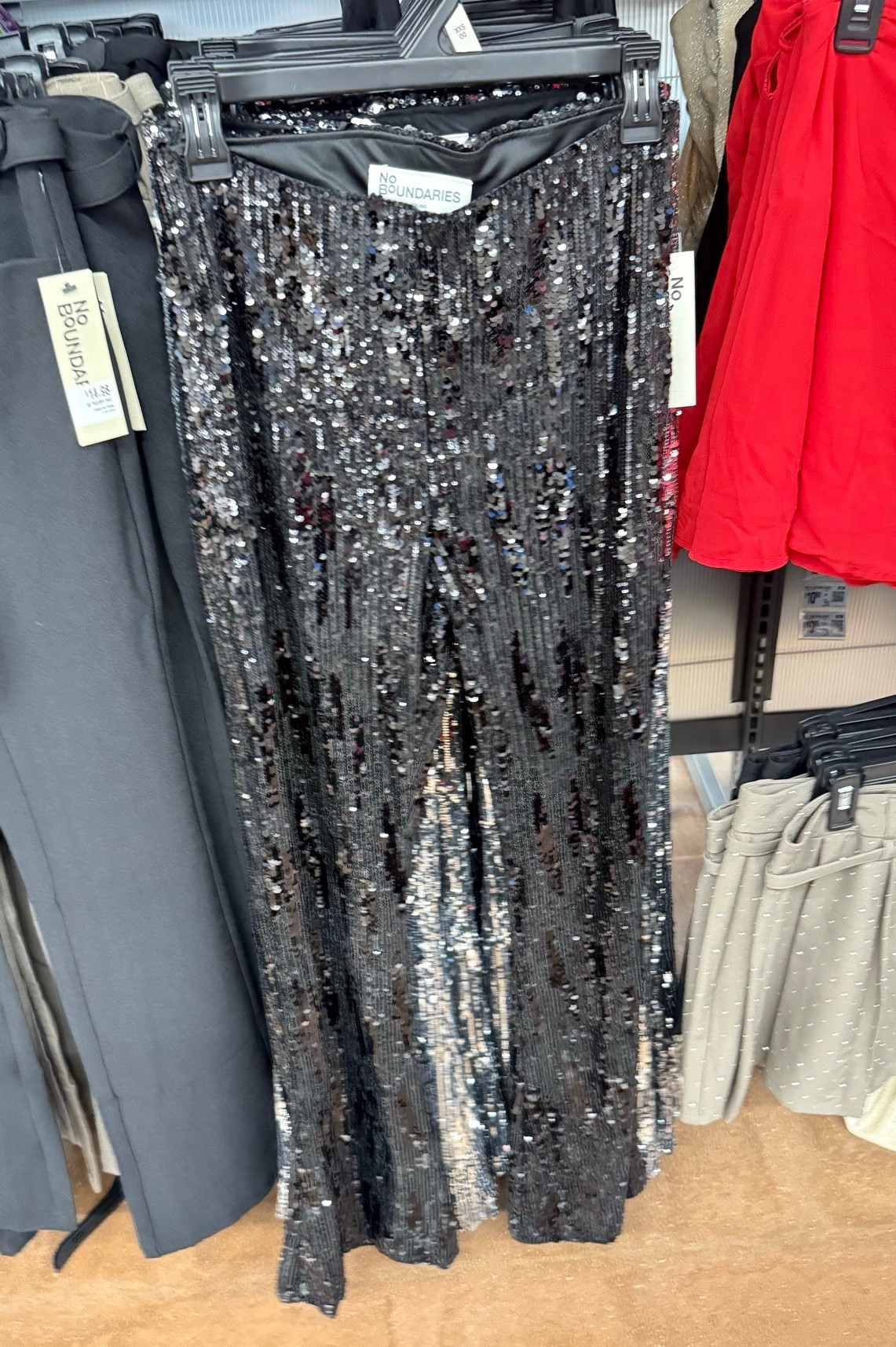 Black Sequin Flare Pants  Women’s & Plus new years outfit idea 

These sequin flare pants are made for parties and statement outfits. Perfect for holiday parties, festive events, and fun nights out when you want sparkle.

#LTKMidsize #LTKPlusSize #LTKPetite