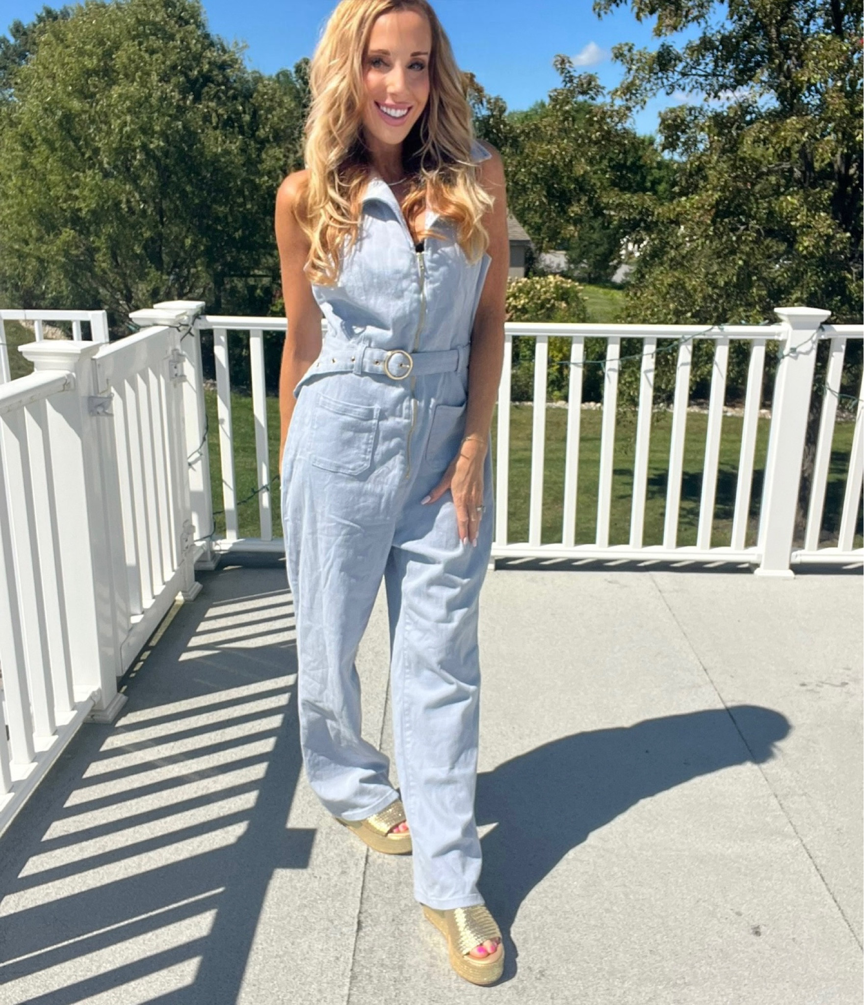Cute stylish denim jumpsuit ❤️❤️

#LTKBeauty #LTKParties #LTKStyleTip