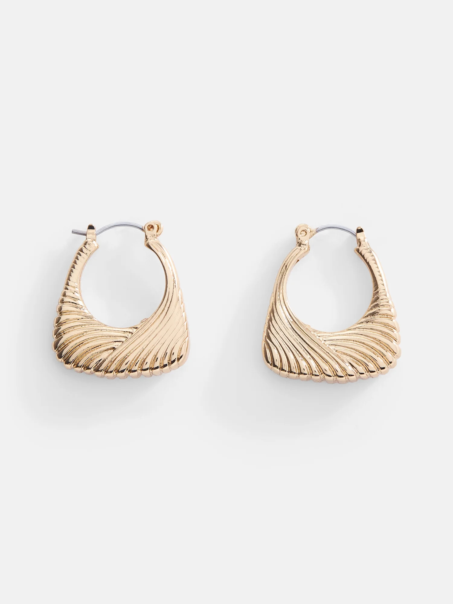 Scenario Women s Gold‑Tone Ribbed Texture Hoop Earrings | Walmart (US)