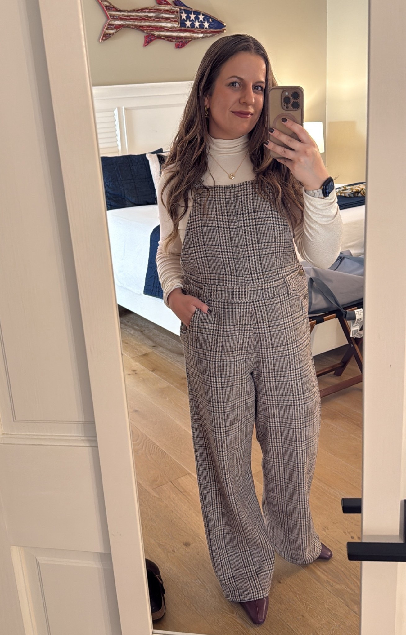 A moment for plaid please!!!
Plaid is coming back in full swing and its giving Rory from Gilmore Girls 🤭 
Overalls are from Zara @ $79.90 but I have tagged similar ones    

#LTKHoliday #LTKSeasonal #LTKootd