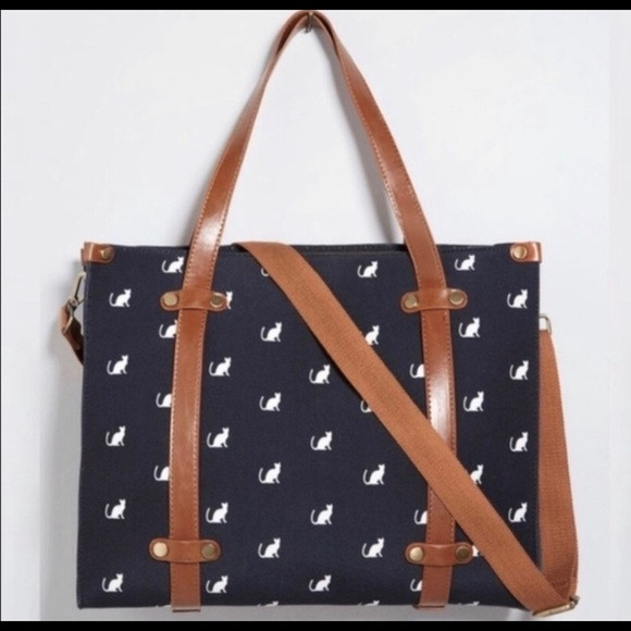 ISO ModCloth Camp Director Tote | Poshmark