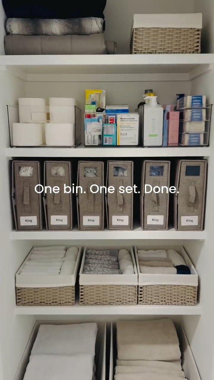 This linen closet had plenty of sheets. It just didn't have a system for finding them. 🤍
In this primary suite closet, every King sheet set was stacked in one pile. We gave each set its own labeled bin, set up clear zones for towels and toiletries, and turned a crowded shelf into a closet you can use at a glance.

Sometimes the fix isn't more storage. It's better boundaries.

Would you rather have your sheets sorted by bed or by room? Tell me below. 👇