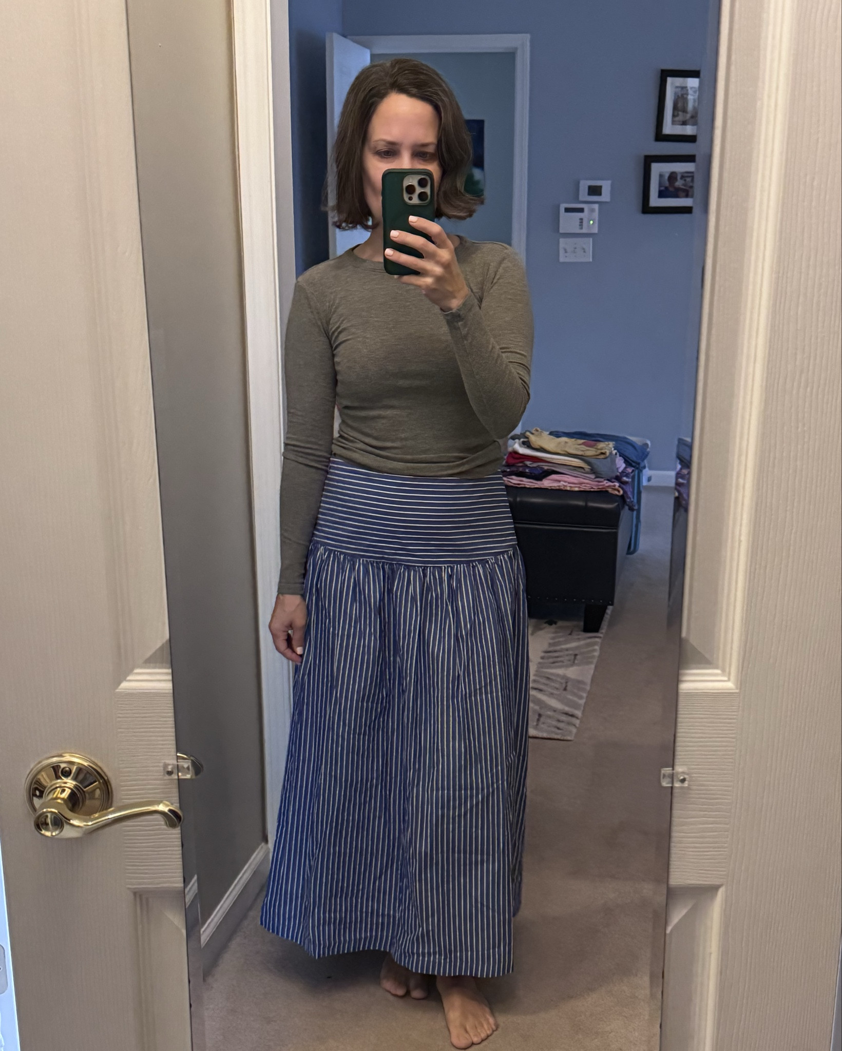 Not sure about this Gap skirt! It’s a bit big and the drip waist is quite unflattering on me I think 🤔 

#LTKSeasonal #LTKOver40