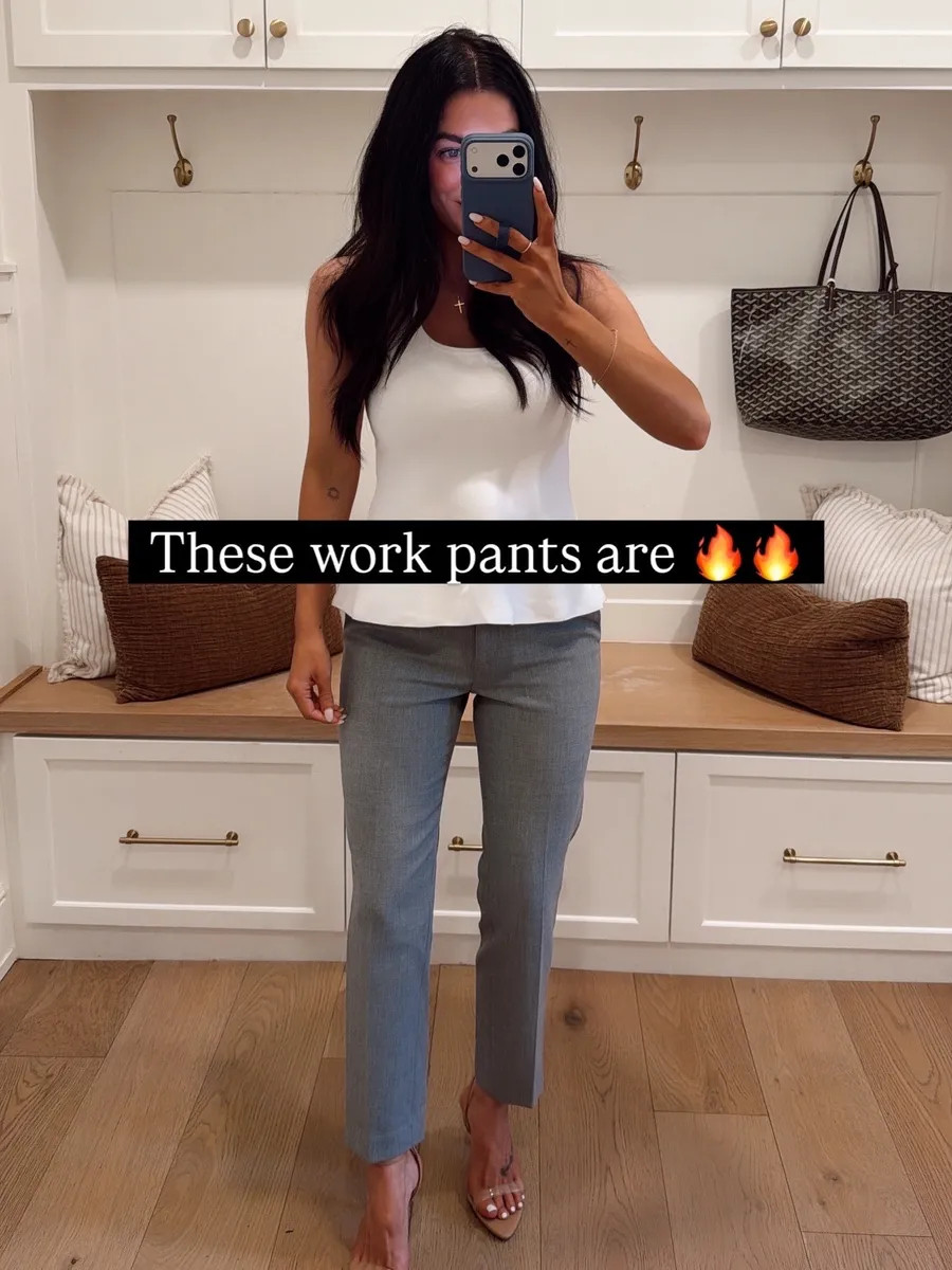 In a size 4! Size up if in between!

work outfits, office outfits, summer outfits, aritzia, katy roach, livingmybeststyle 

 #LTKdayinmylife #LTKootd #LTKPetite