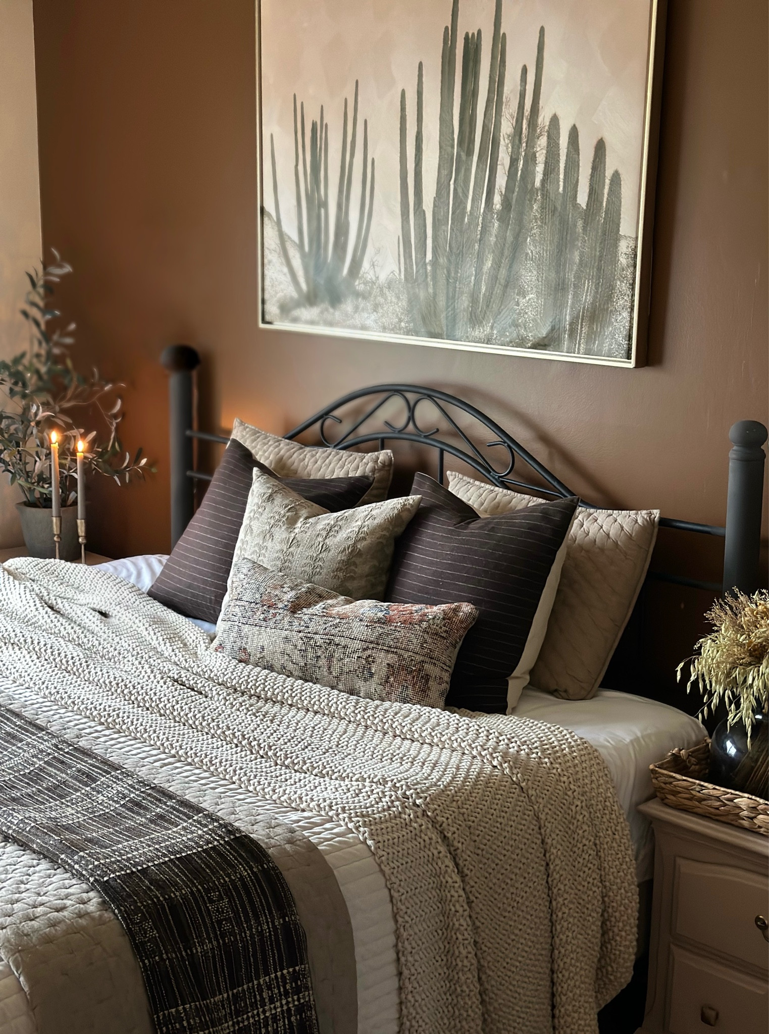 Bedroom, home decor, Etsy pillows, vintage, modern, target, target bedding

#LTKhome