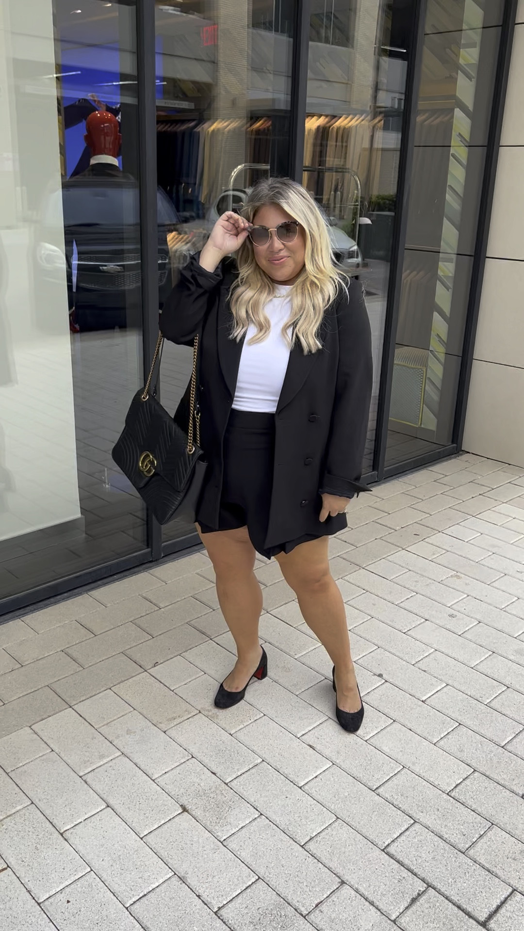 Sneak peak into my Monday outfit of the day. Loving this chic, comfy, and vibey office wear outfit! It’s as cute with our without the blazer. 🖤🖤

Wearing a size 3XL in the blazer for a super oversized fit and a size 2xl in the shorts 

#LTKsalealert #LTKworkwear #LTKstyletip