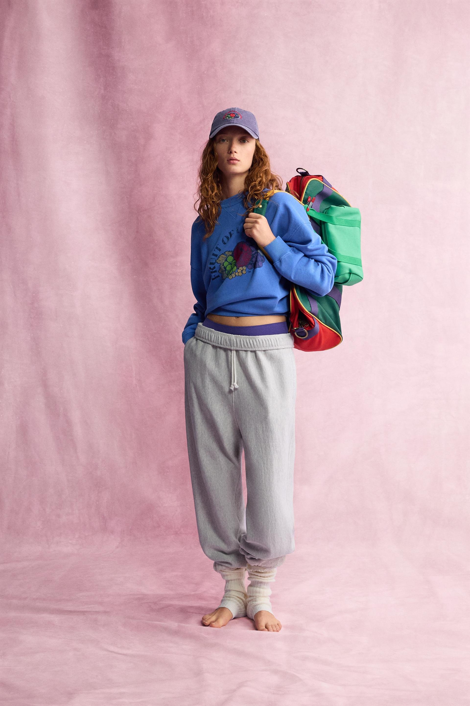 FRUIT OF THE LOOM\u2122 WASHED SWEATSHIRT | Zara US