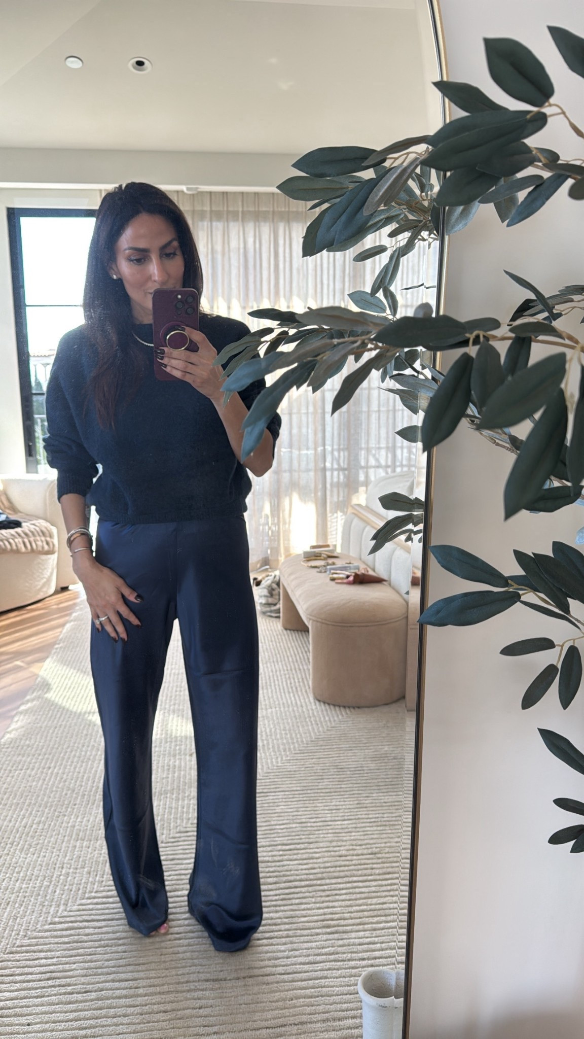 Prettiest silkiest pants size xs. Has a matching top which I got too but paired with a sweater today 



#LTKOver40 #LTKgrwm #LTKSeasonal