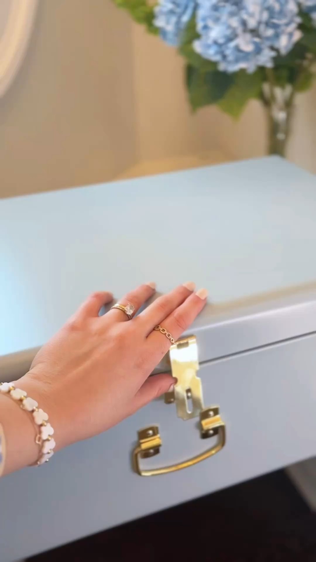 Best new baby gift or the perfect gift for the bride to be! These keepsake trunks by Petite Keep will be cherished forever! Bamboo Lane is their newest print and I’m obsessed! 

#LTKGiftGuide #LTKWedding #LTKBaby