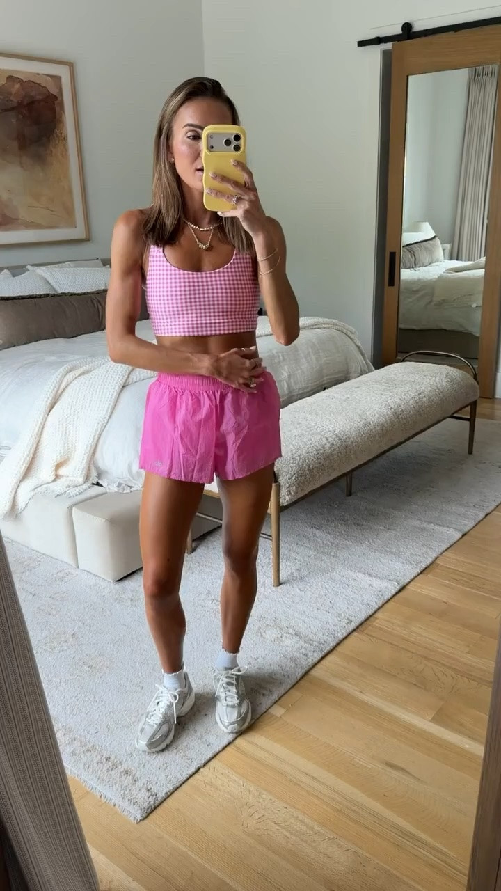 Activewear faves in the cutest new colors!! 💗