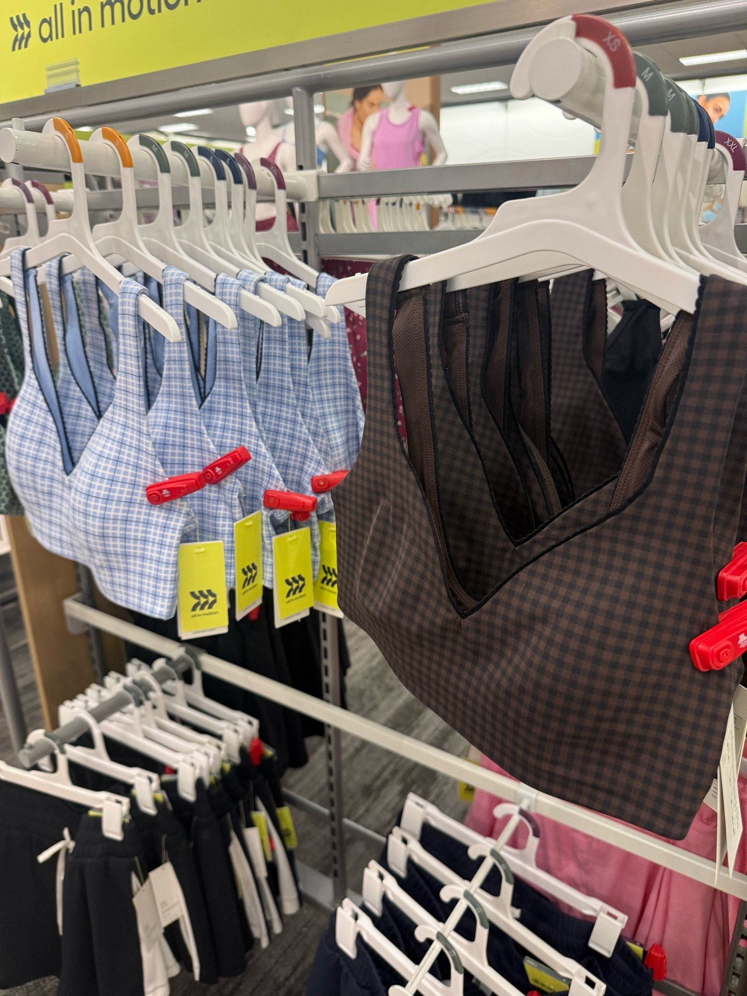 Grabbing the black and brown checked

#LTKmomlife #LTKgrwm #LTKootd
