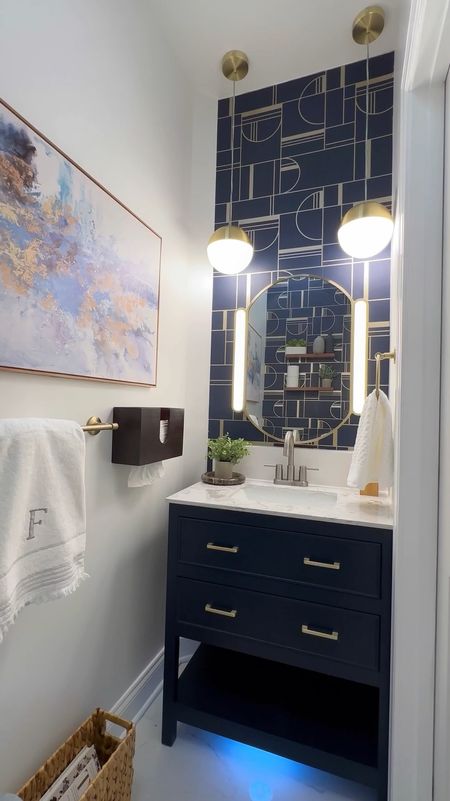 Powder bathroom before and after! Shop the curated space below ⬇️ #bathroomdecor #summerrefresh

#LTKSaleAlert #LTKHome #LTKSeasonal