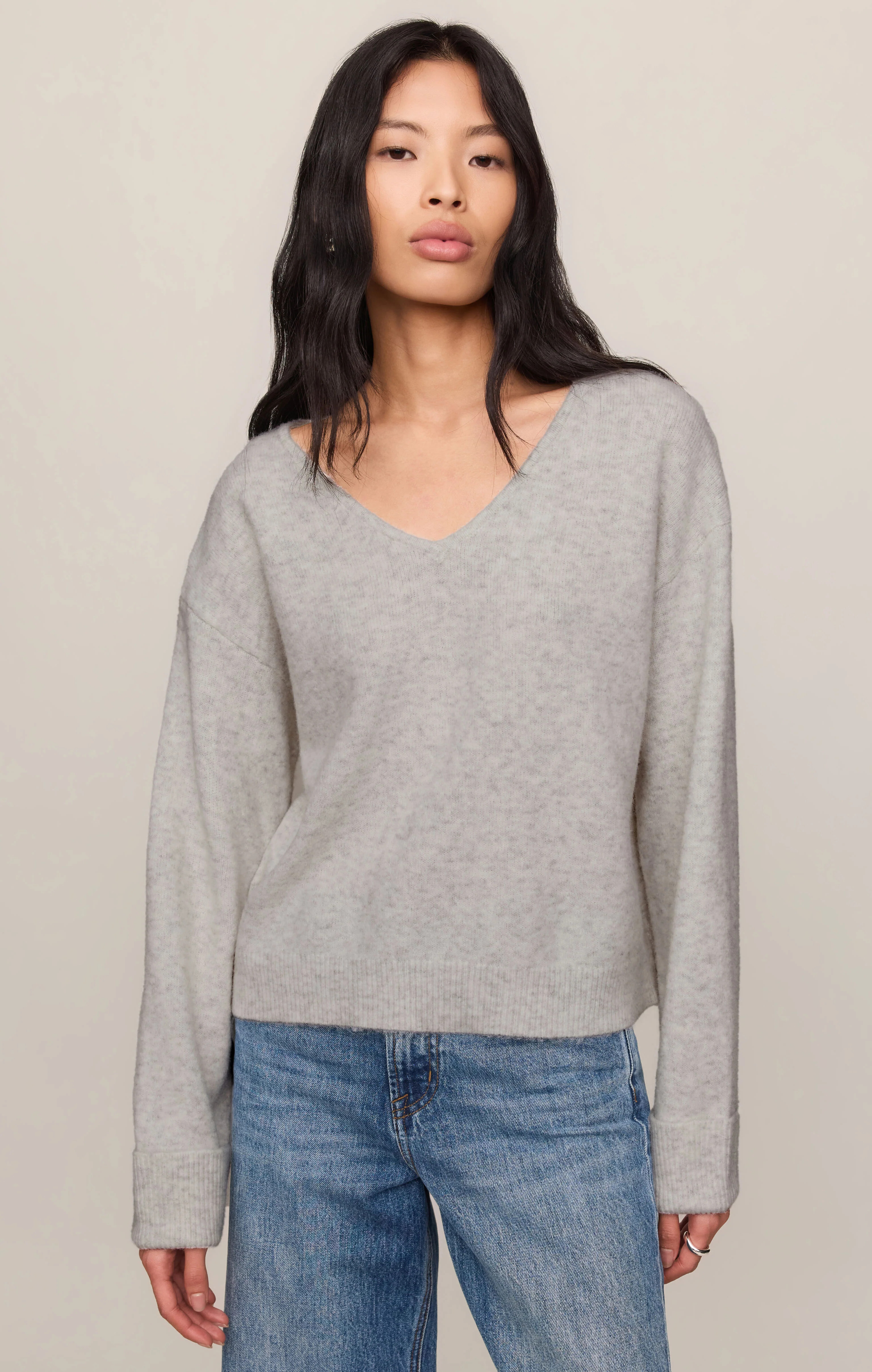Cerro V-Neck Sweater Feather Grey / X Small | Z Supply
