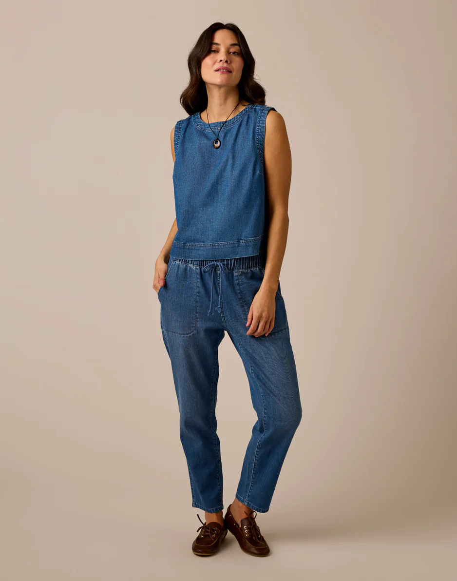 Zoe Lightweight Denim Pant: Magnolia | Carve Designs