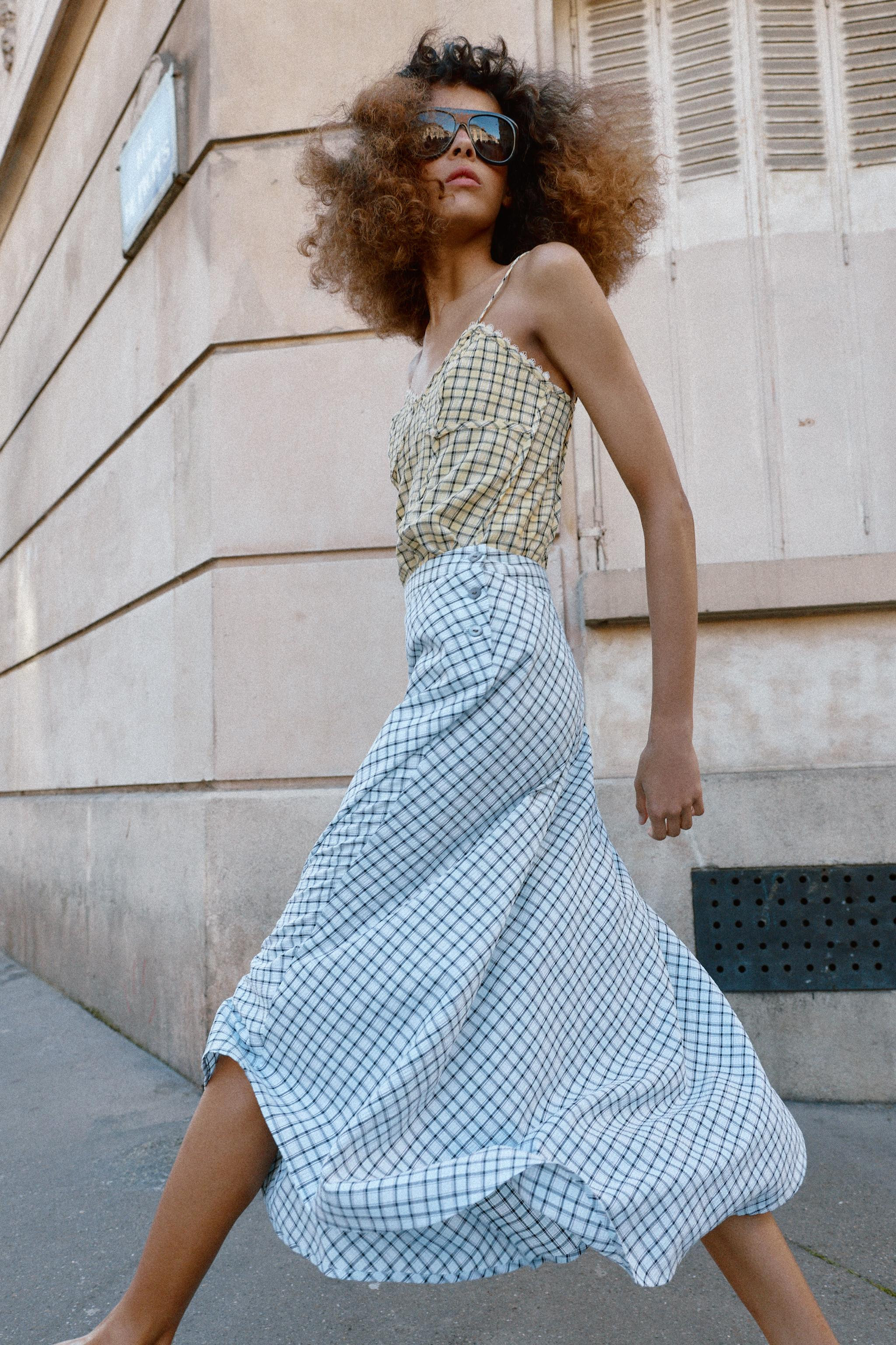 ASYMMETRIC PLAID MIDI SKIRT | Zara US