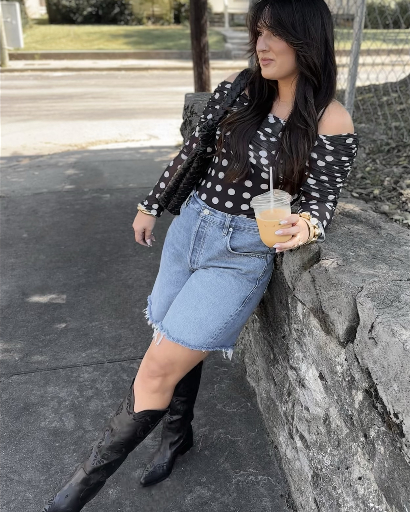 Stivali New York boots in style “Jolene” both top and shorts from my nuuly but linked exact products below! 