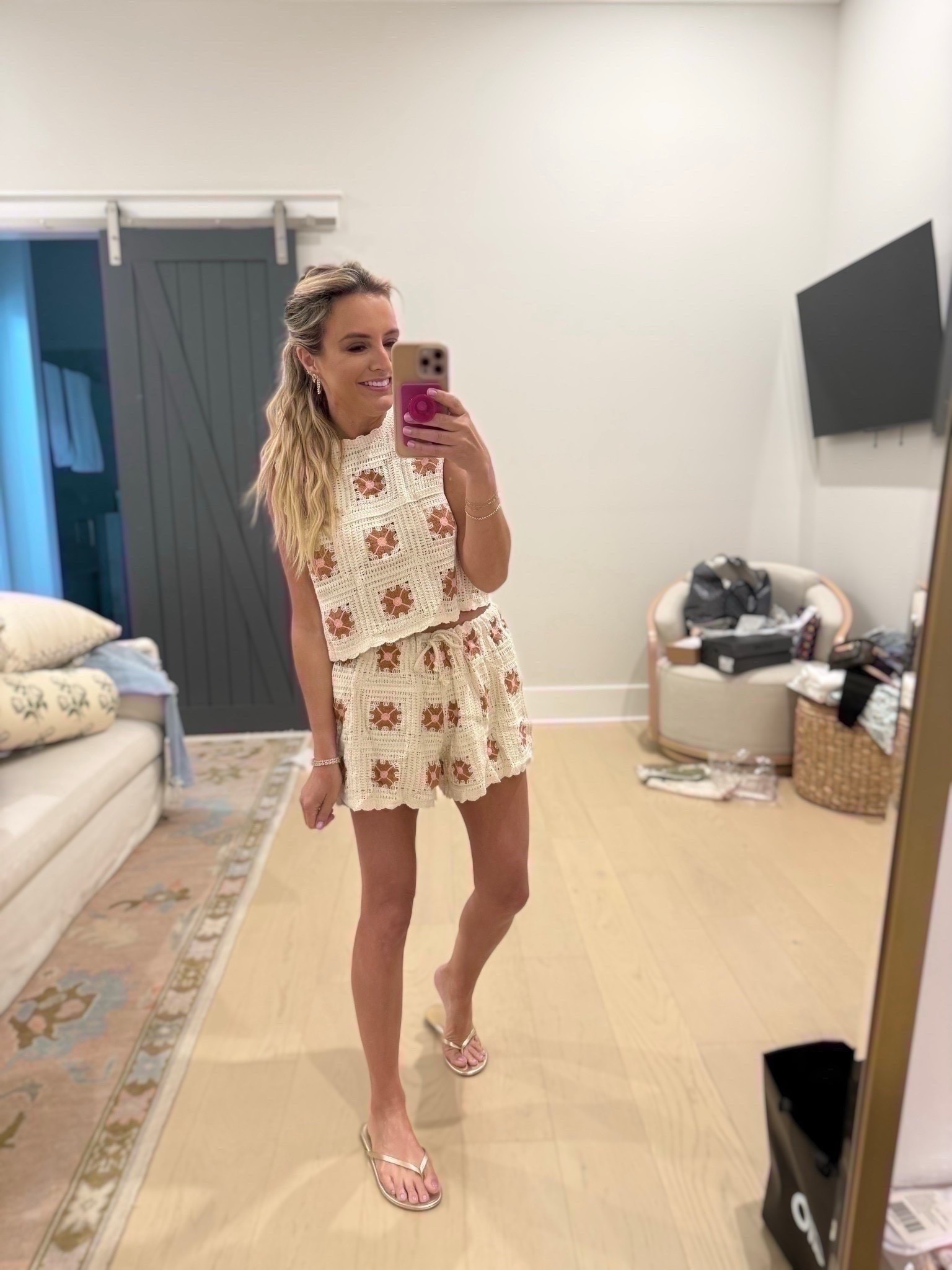 Cutest coverup



#LTKootd #LTKSeasonal #LTKdayinmylife