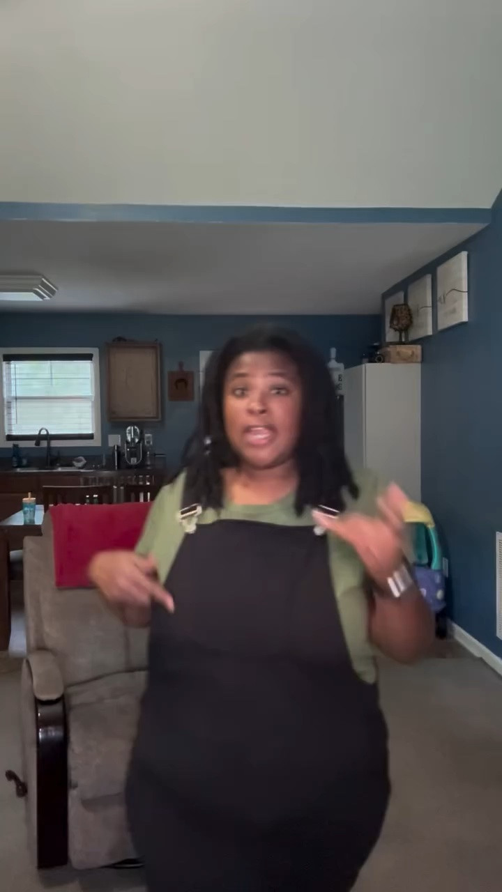 #swoveralls #cozywear #overalls #overallsoutfits #jerricabrown @swoveralls_