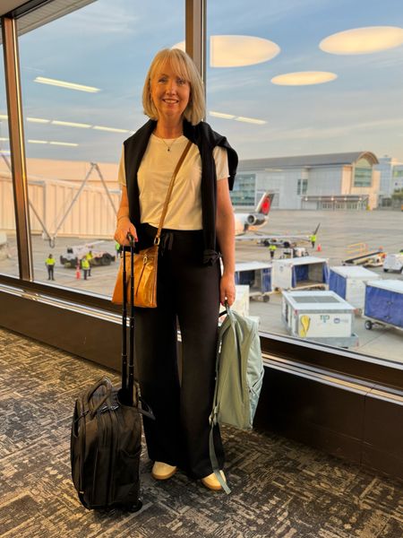 Here is my travel day outfit!✈️🛳 

My Spanx Air Essentials set is the most perfect look for a long travel day. It's comfortable and casual yet still gives off a polished look. 

#LTKStyleTip #LTKTravel #LTKMidsize