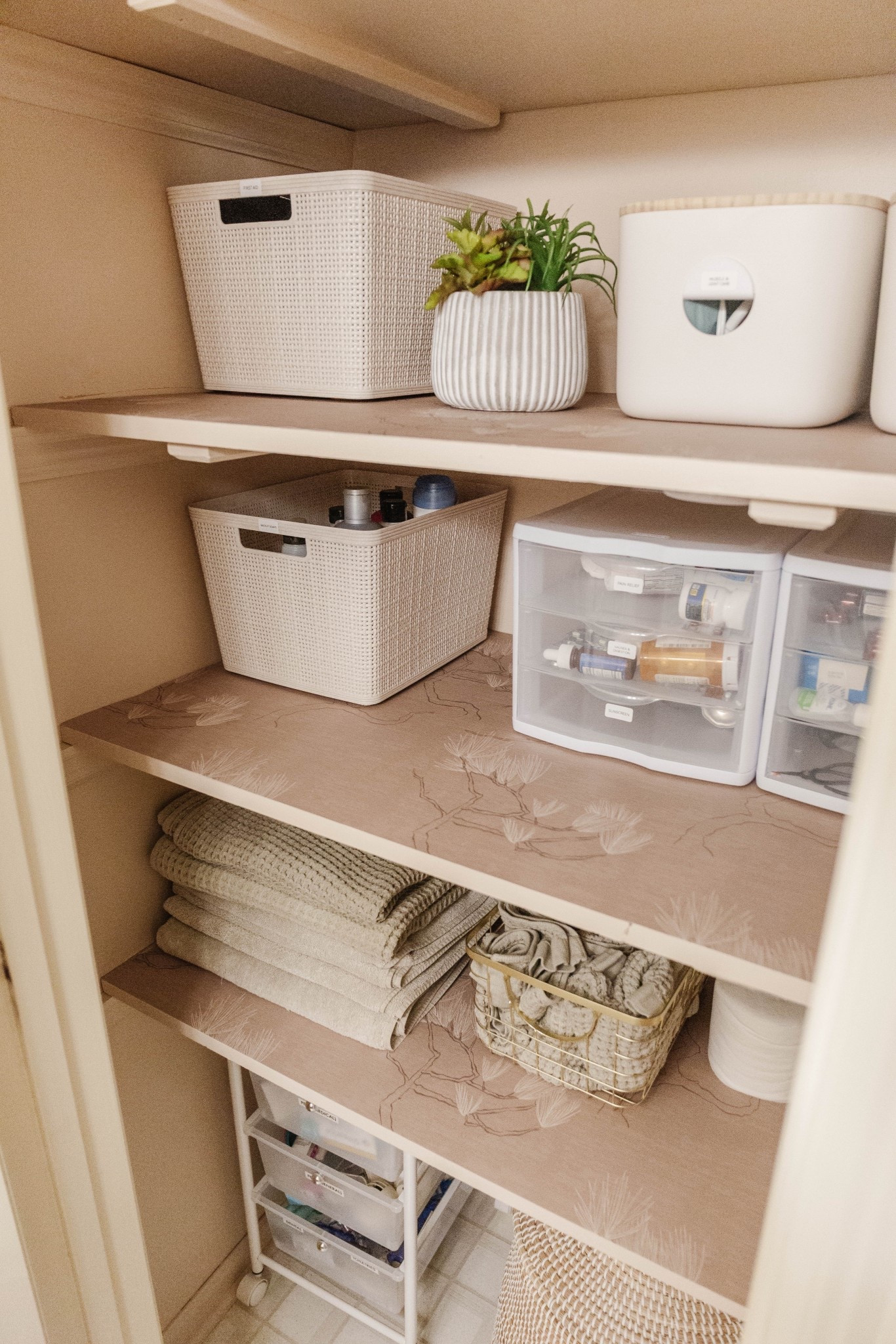 Feeling the itch to organize? Here’s a whole slew of aesthetic containers, baskets, and closet gadgets to whip your space into shape fast ⭐️

#LTKHome #LTKFindsUnder50 #LTKFindsUnder100