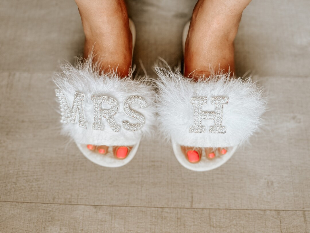 Lux Personalized Bride Slippers, I Do Slippers, Custom Slippers, Feather Slippers, Bride Gift, Br... | Etsy (US)