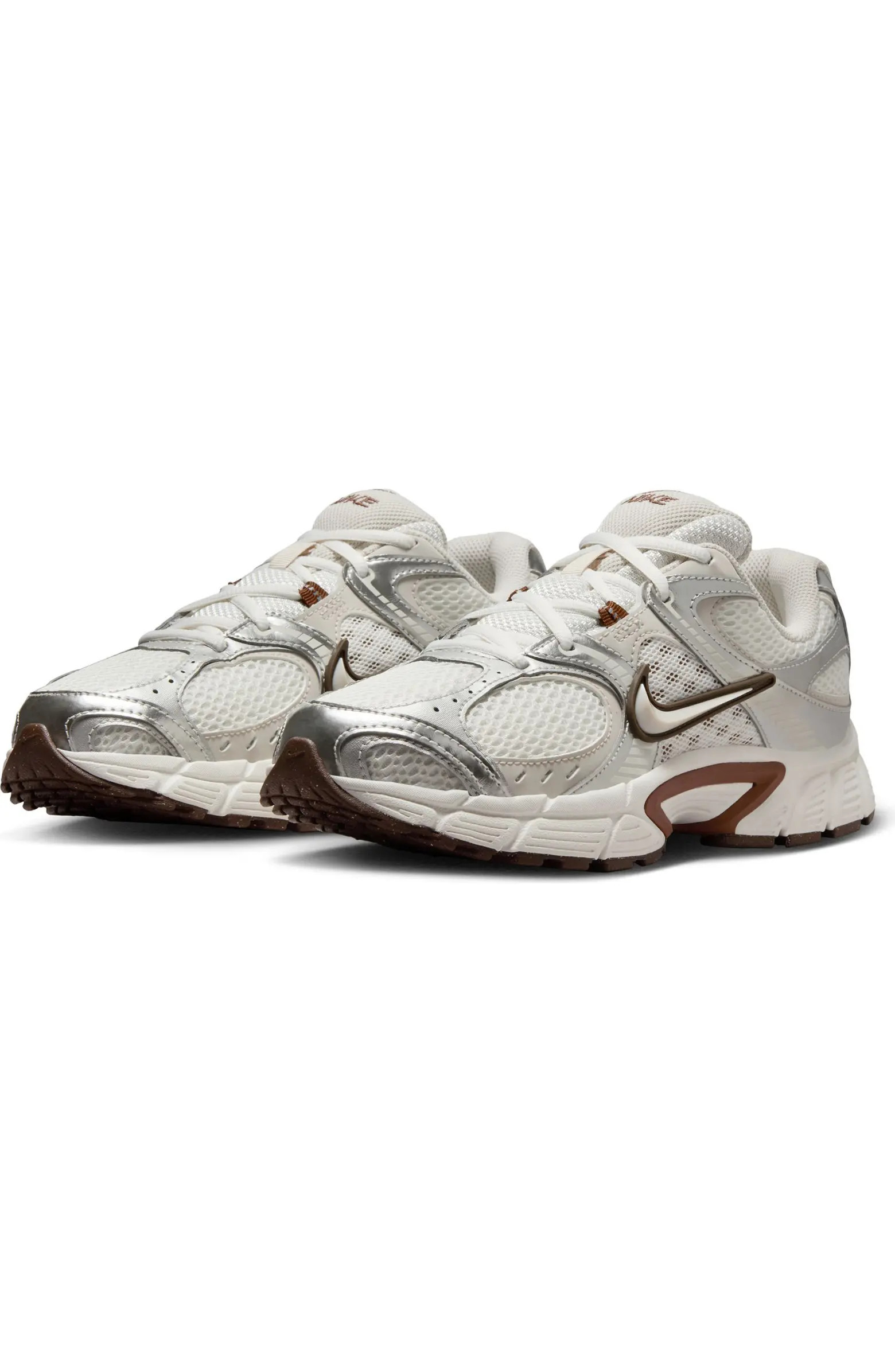 V5 RNR Sneaker (Women) | Nordstrom Rack