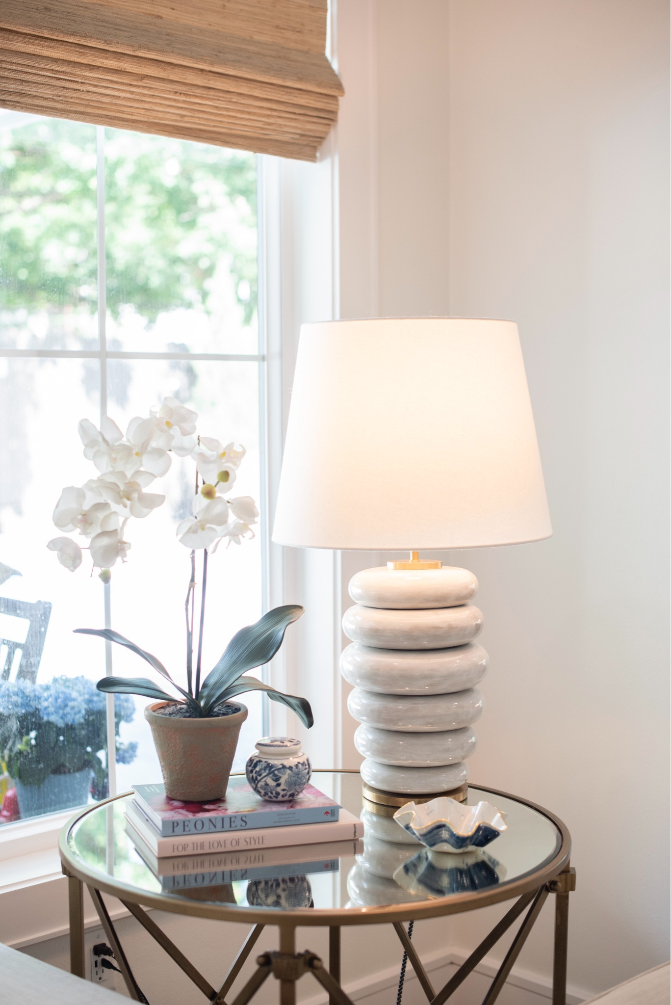 Round living room side table #LTKfamily #LTKhome

#LTKSeasonal