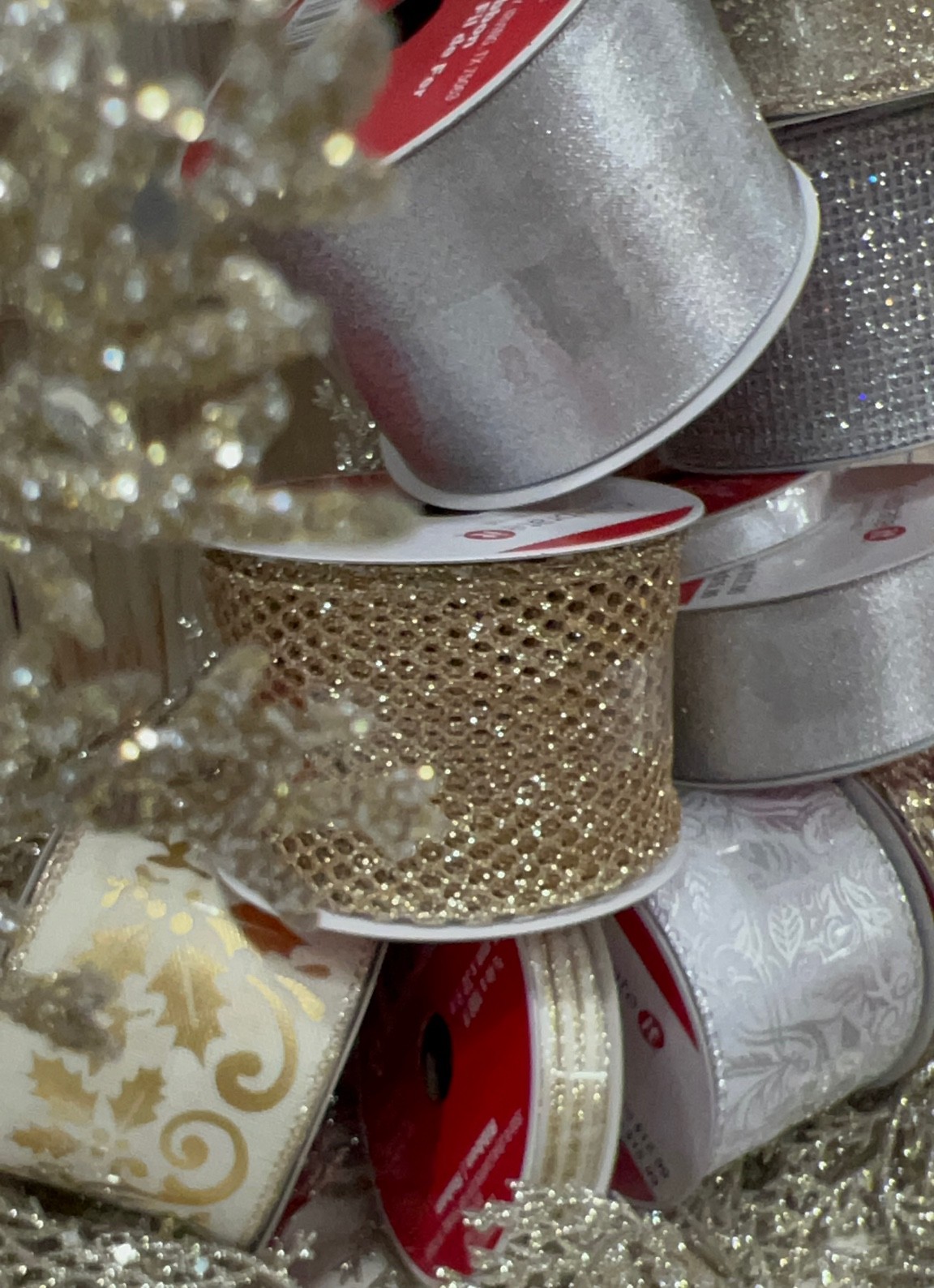 Discover the Christmas Trend Platinum! 

#LTKSeasonal #LTKhome #LTKstyletip