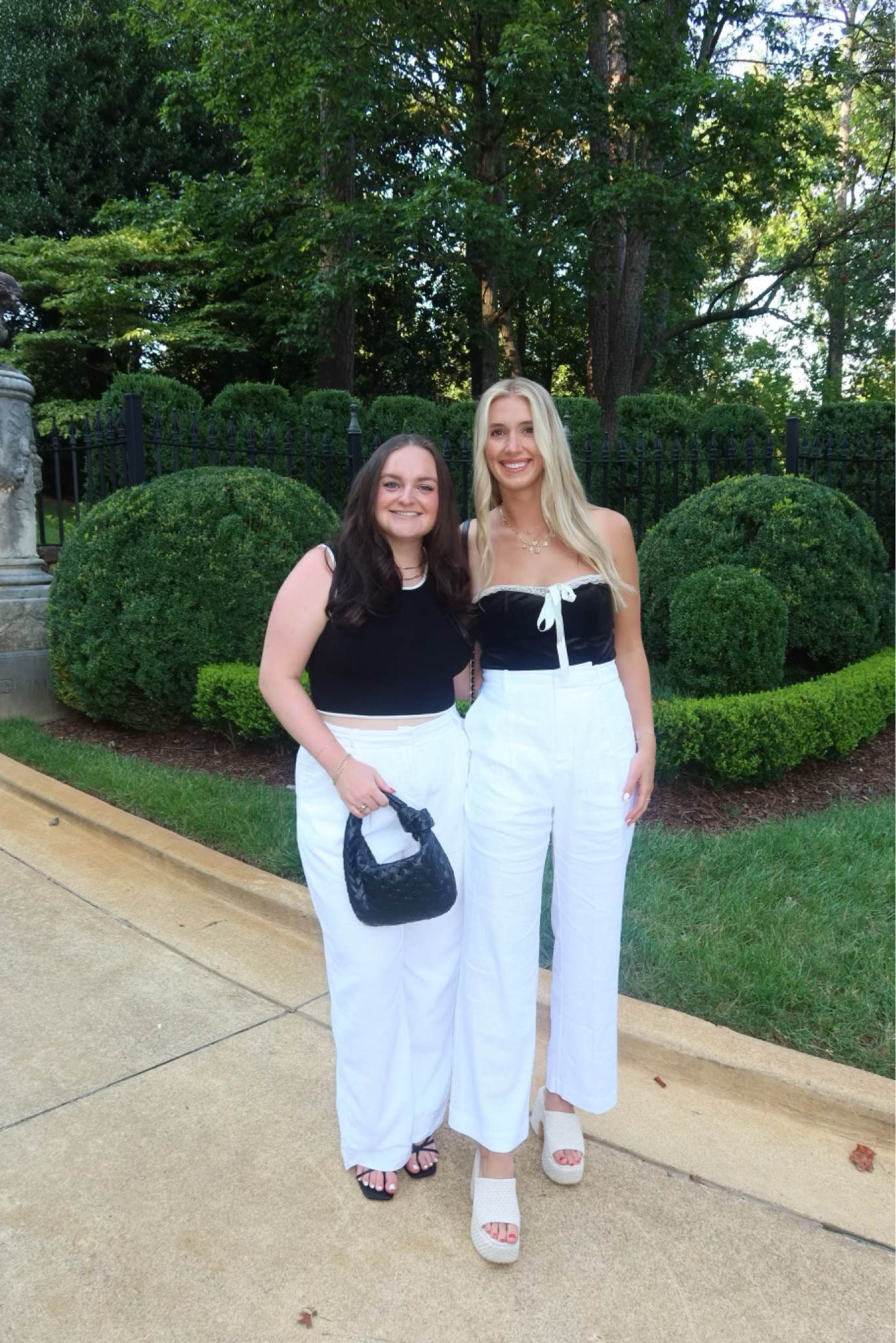 black & white slay 🤍🖤

#LTKShoeCrush #LTKStyleTip