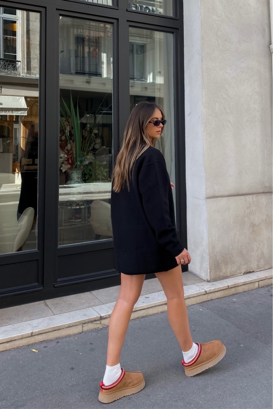 Taille S pour le pull , je fais 1m67 🫶🏼
Prendre une taille au dessus pour les UGG 


#LTKeurope #LTKSeasonal #LTKshoecrush