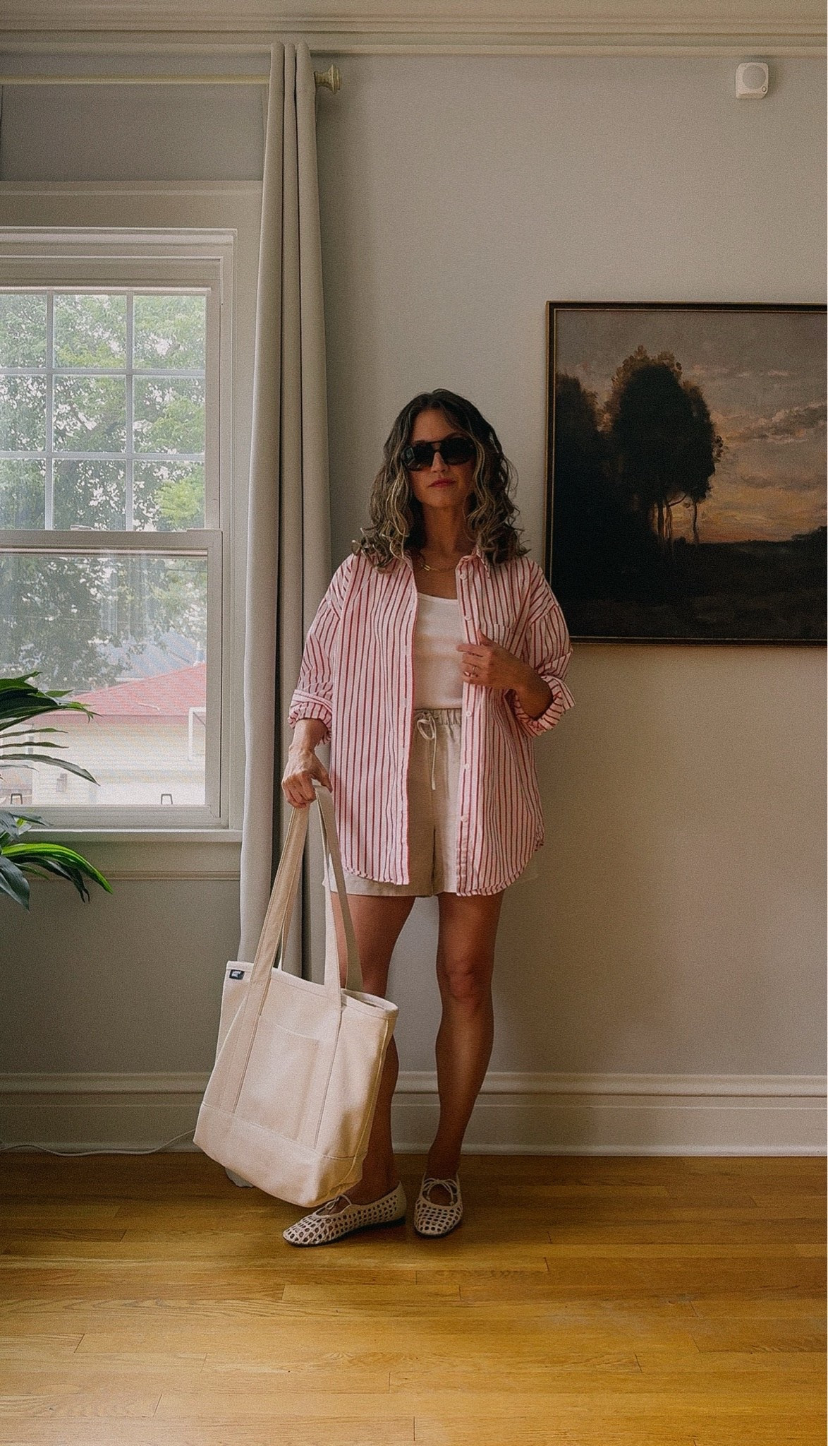 July Capsule // Day Sixteen

Buck Mason tank, S, I sized up. Faherty button down, XS, runs big, consider sizing down. Aritzia linen shorts, XS, TTS, similar linked. Sam Edelman woven flats, TTS. Lands End bag, medium long handles. Quince sunglasses.

#LTKootd #LTKOver40 #LTKPetite