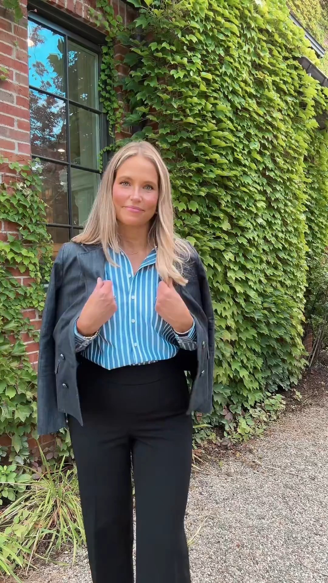 These are our fav pants from last year with a major glow up. They have stretch now and buttons on the side. Perfect everyday workhorse pant. They come in petite too. 

#LTKSeasonal #LTKOver40 #LTKSaleAlert

#LTKStyleTip #LTKWorkwear #LTKOver40