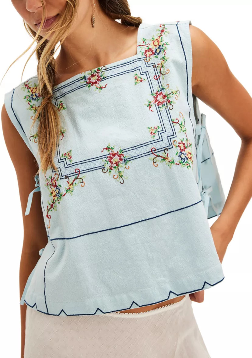 Garden Wall Top | Belk